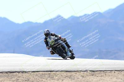 media/Dec-08-2024-CVMA (Sun) [[267e5a7075]]/Race 4-Amateur Supersport Middleweight/